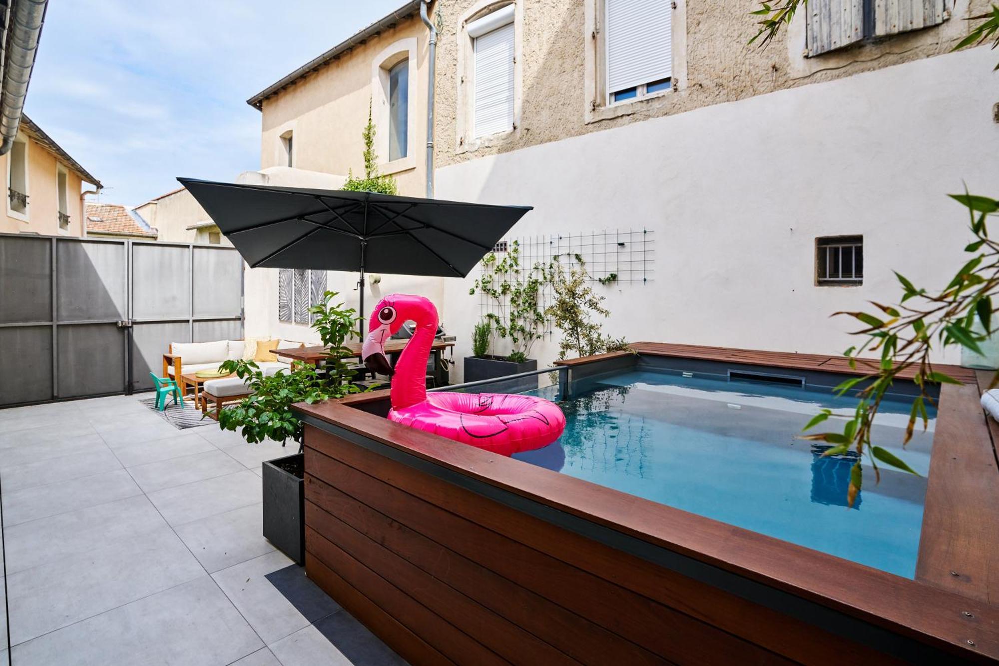 Maison De Ville Moderne Climatisee Avec Piscine 莫里埃莱阿维尼翁 外观 照片